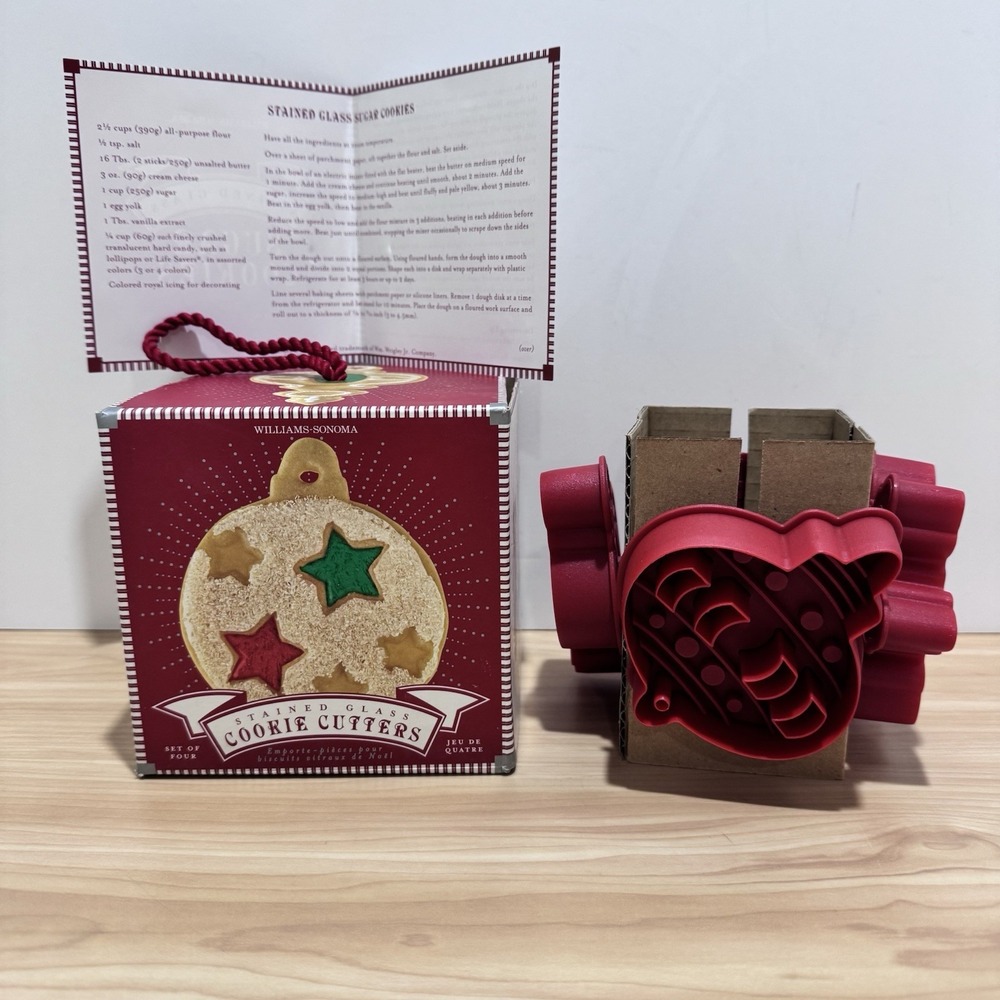 Williams Sonoma Stained Glass Cookie Cutters Set of Four (4) W/Recipes 2008 NEW